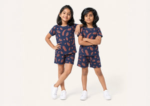 Girls Siblings