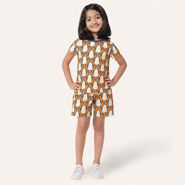 Girl's Penguin print night set
