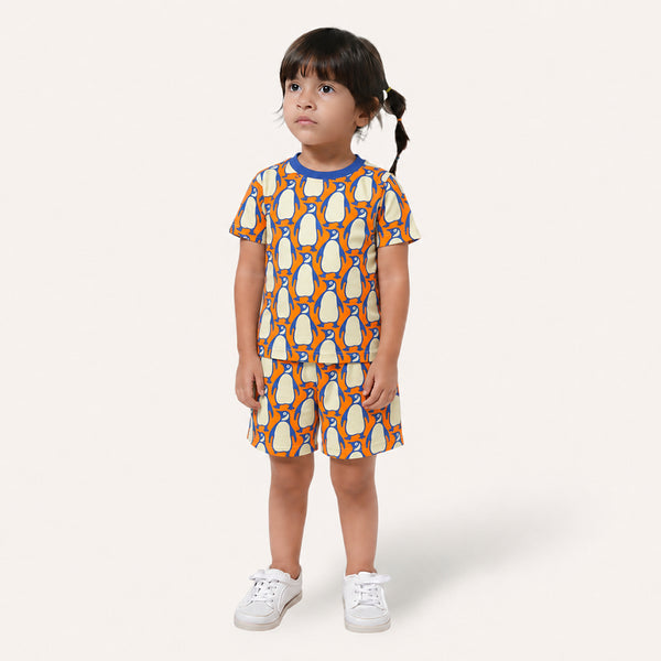 Girl's Penguin print night set